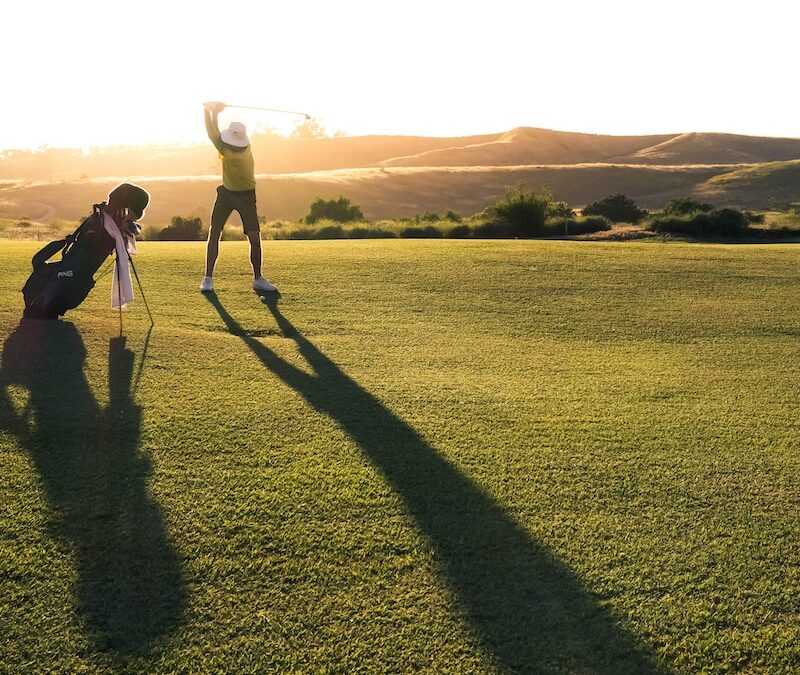 What are the Best Golf Courses East of Seattle: A Friendly Guide